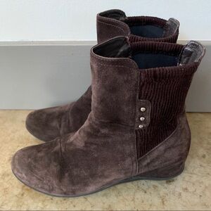 Aquatalia by Marvin K. Brown Suede Boots Size 7